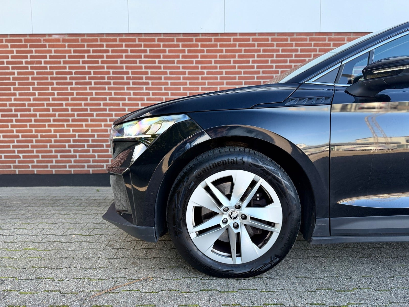 Sort Skoda Enyaq fra 2021