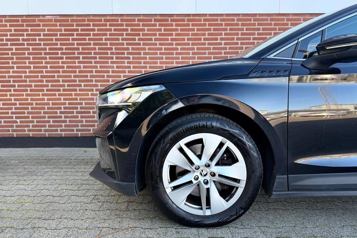 Sort Skoda Enyaq fra 2021
