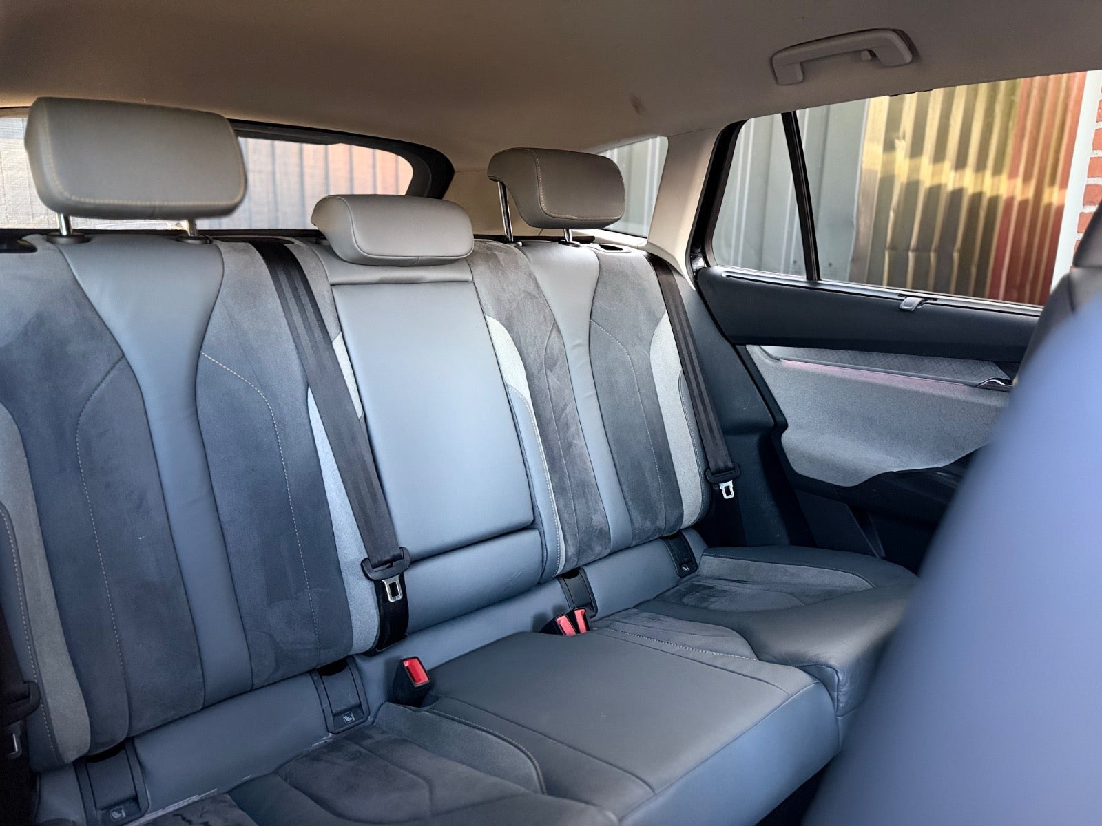 Sort Skoda Enyaq fra 2021