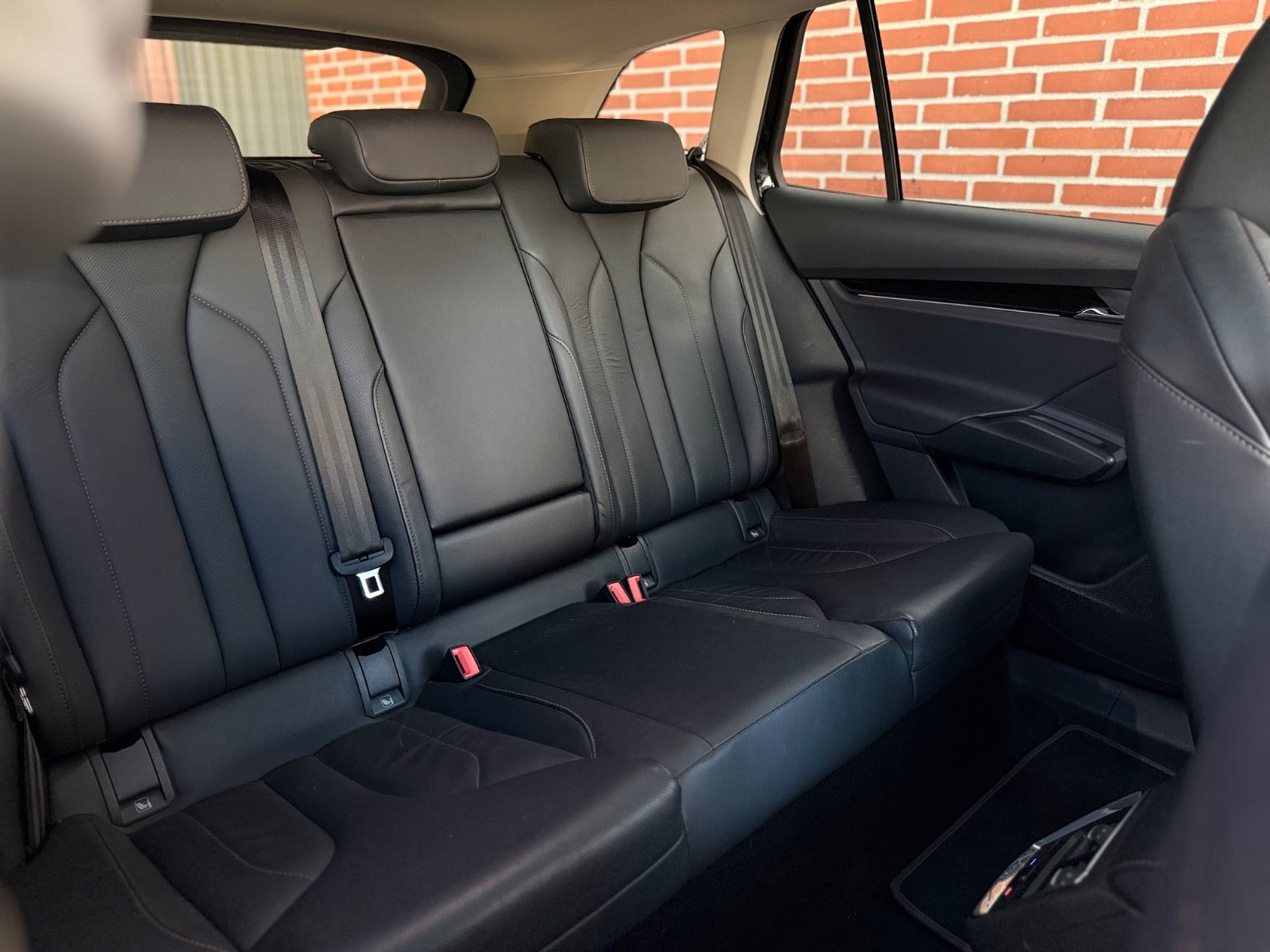 Sort Skoda Enyaq fra 2021