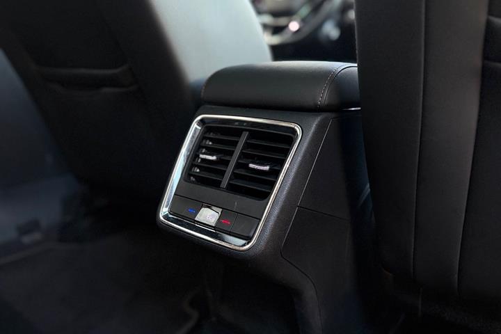 Sort Skoda Enyaq fra 2021