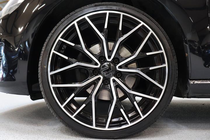 Sort VW Golf VII fra 2015