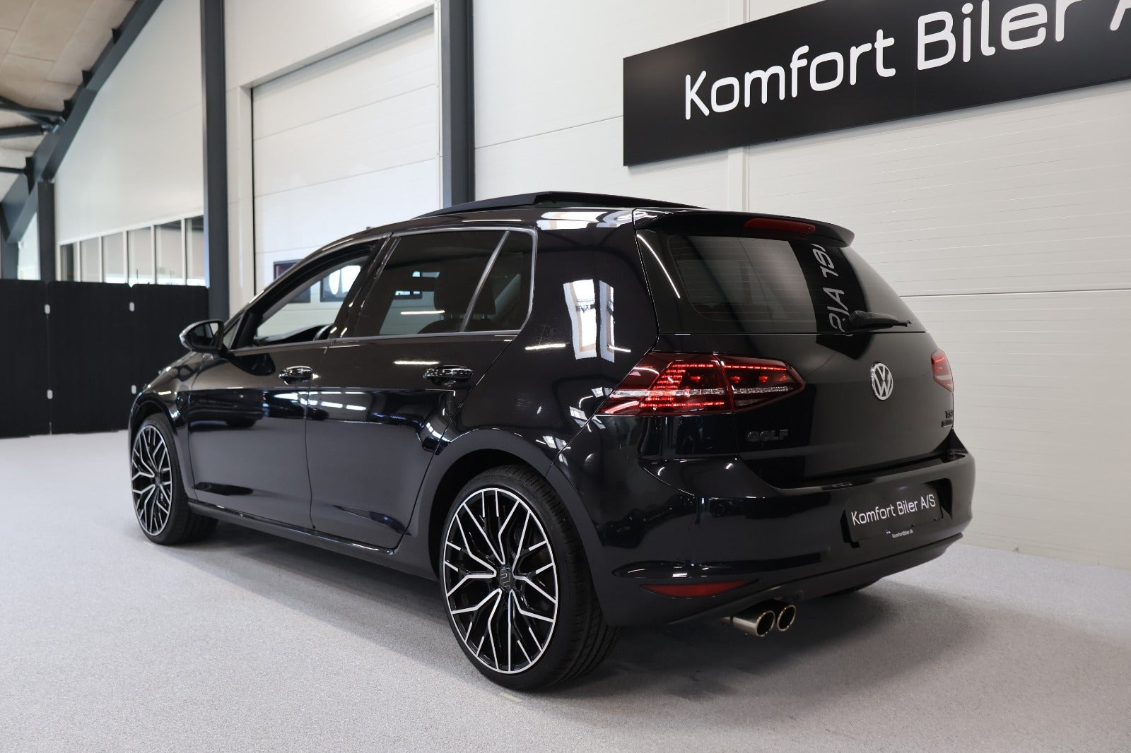 Sort VW Golf VII fra 2015