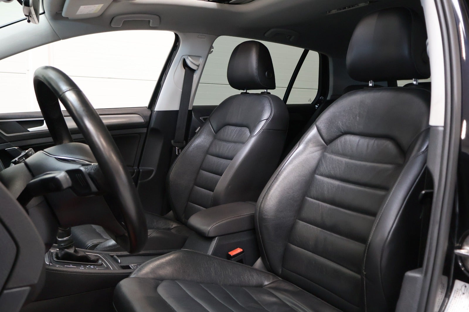 Sort VW Golf VII fra 2015