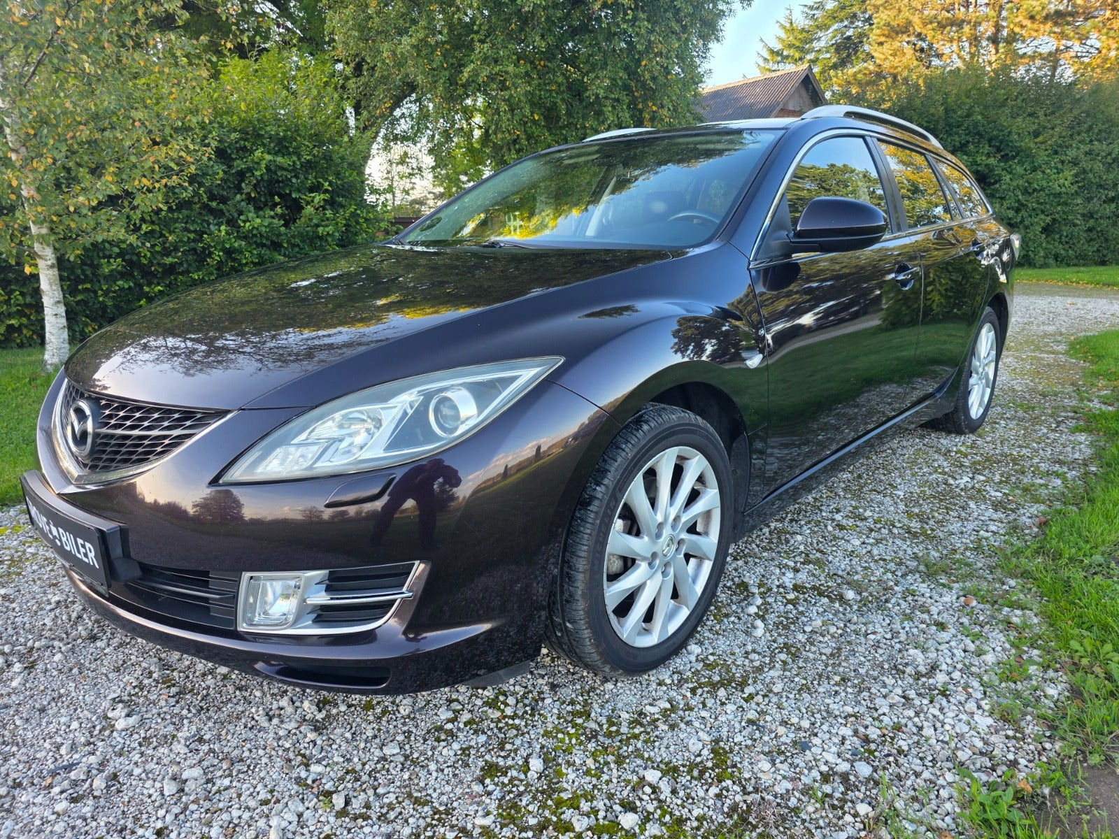 Brun Mazda 6 fra 2008
