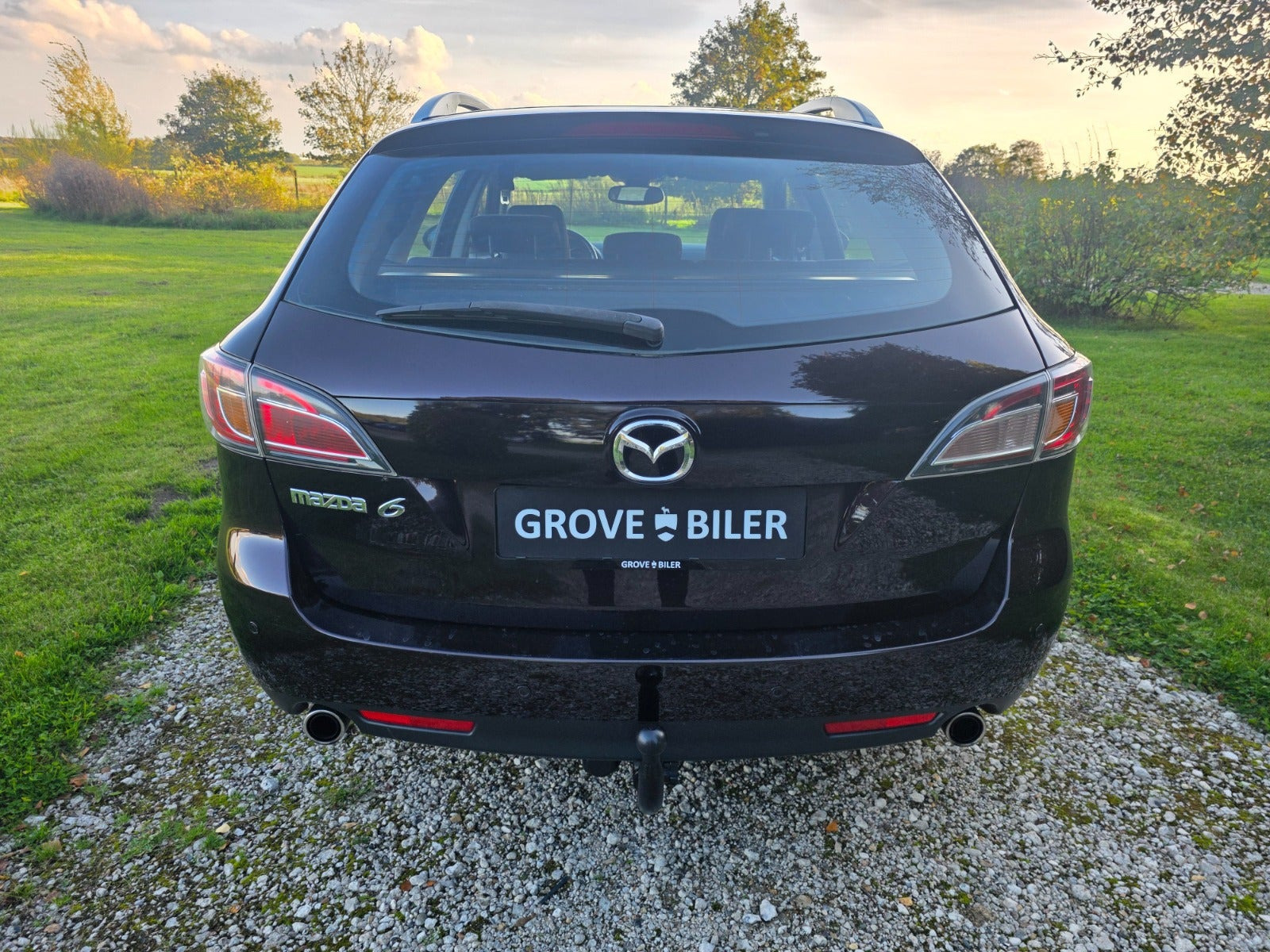 Brun Mazda 6 fra 2008