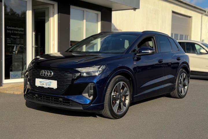 Blå Audi Q4 e-tron fra 2023