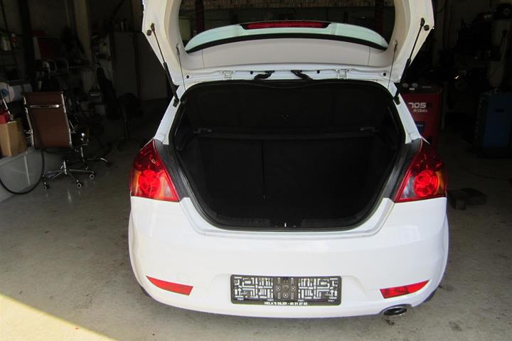 Hvid Kia Pro Ceed fra 2009
