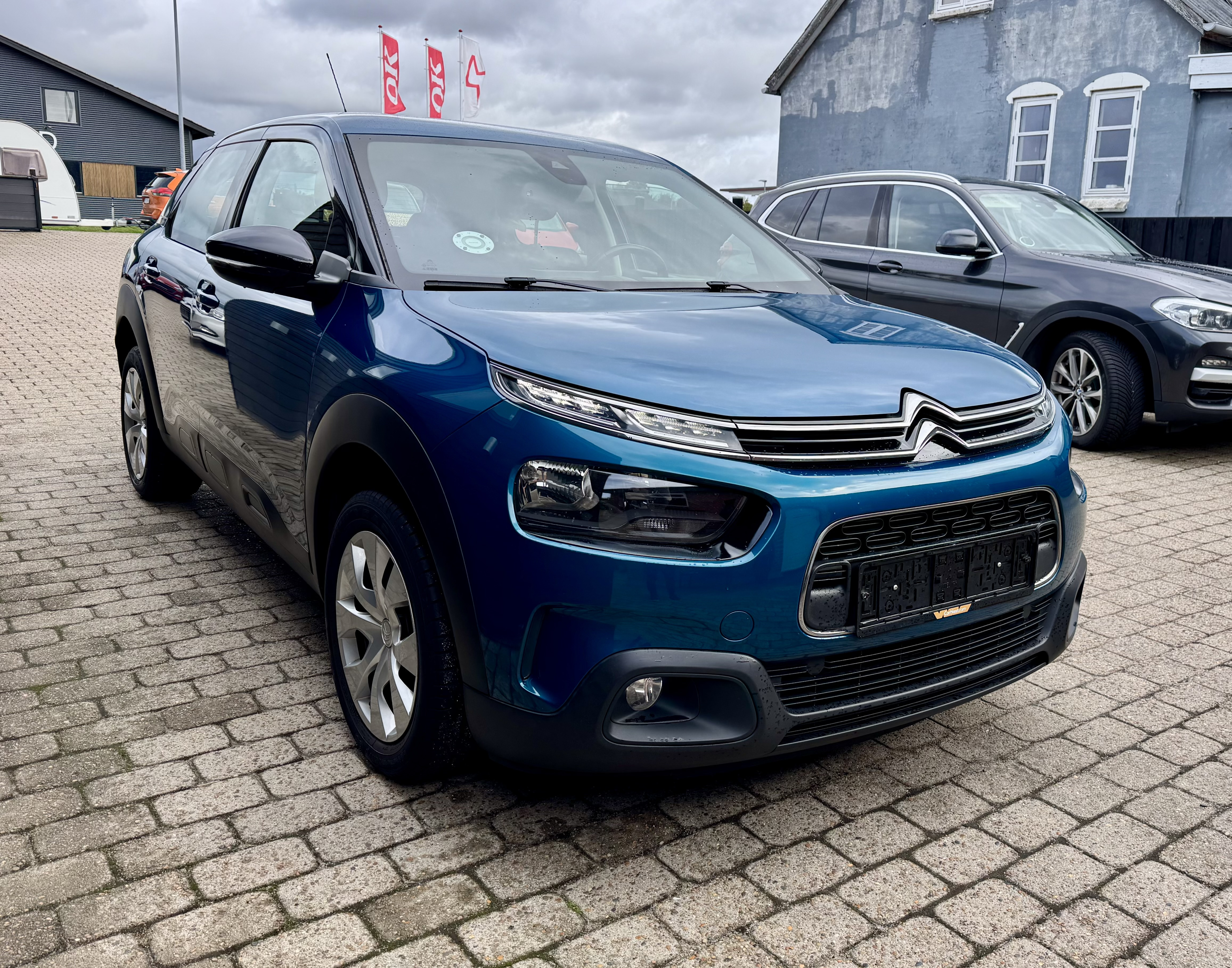Blå Citroën C4 Cactus fra 2019