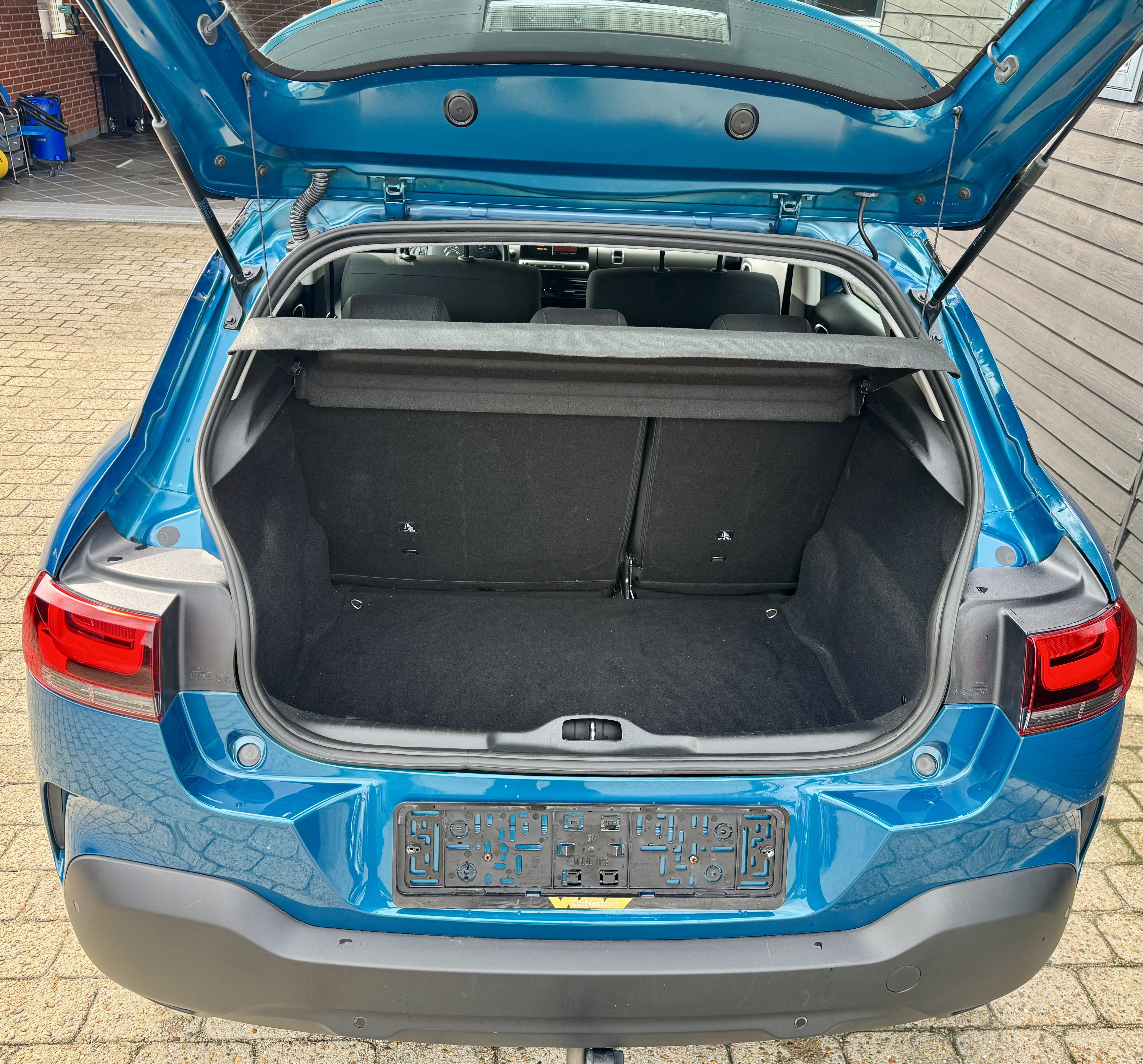 Blå Citroën C4 Cactus fra 2019