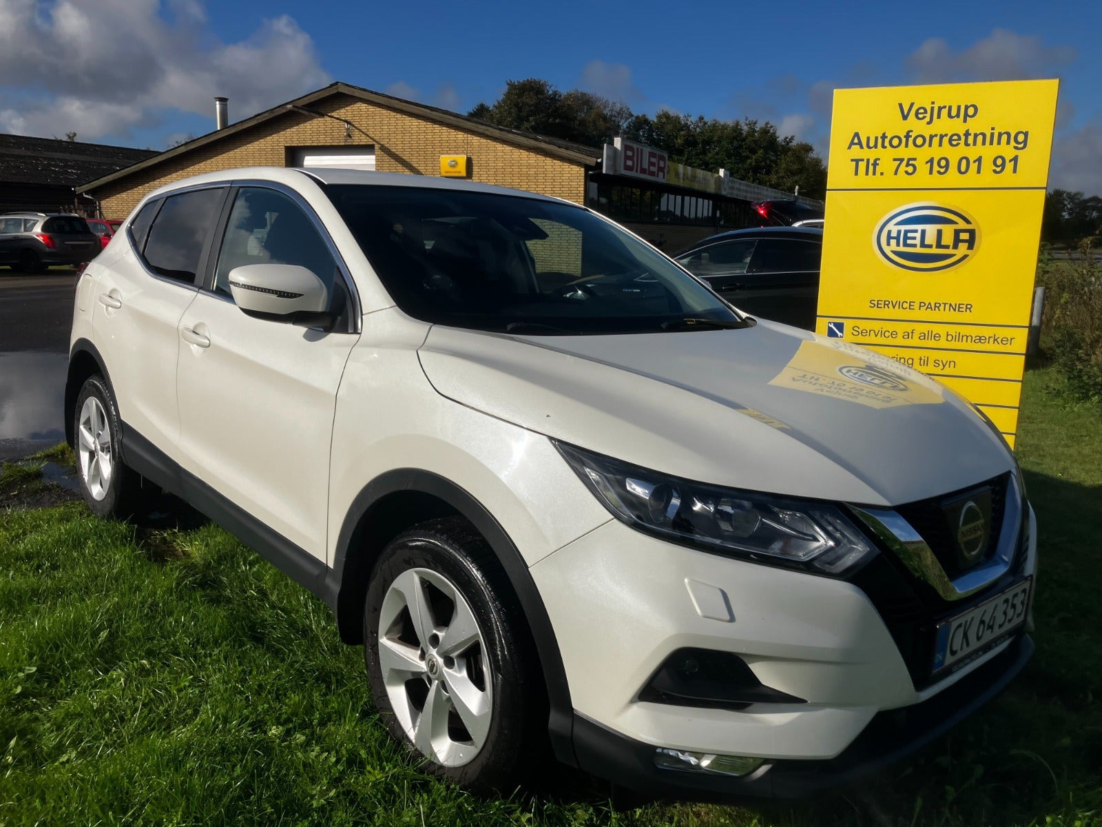 Hvid Nissan Qashqai fra 2018