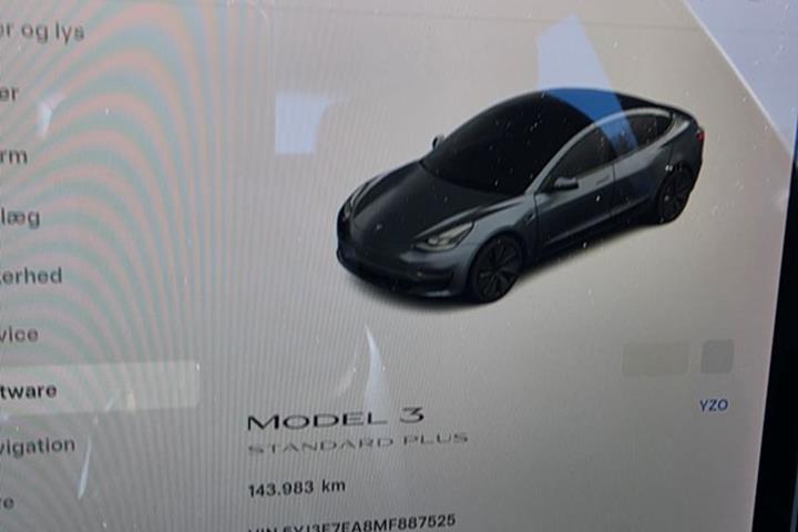 undefined Tesla Model 3 fra 2021