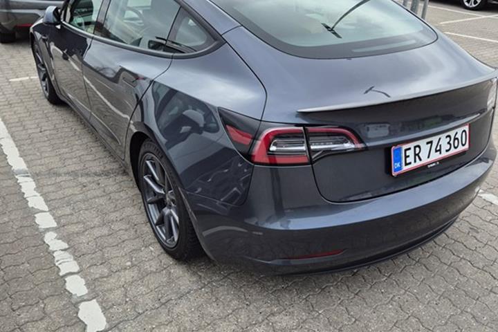 undefined Tesla Model 3 fra 2021