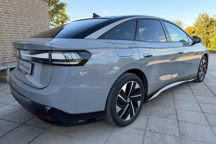 Grå VW ID.7 fra 2024