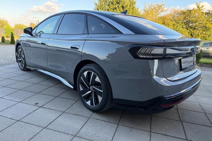 Grå VW ID.7 fra 2024