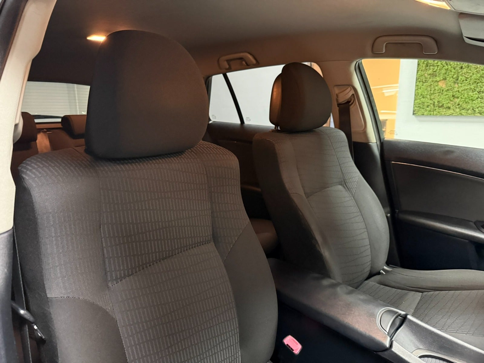 undefined Toyota Avensis fra 2009