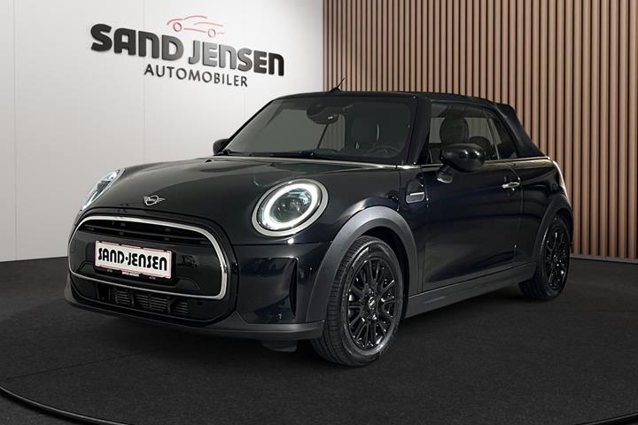 Sort Mini Cooper fra 2024 set udefra