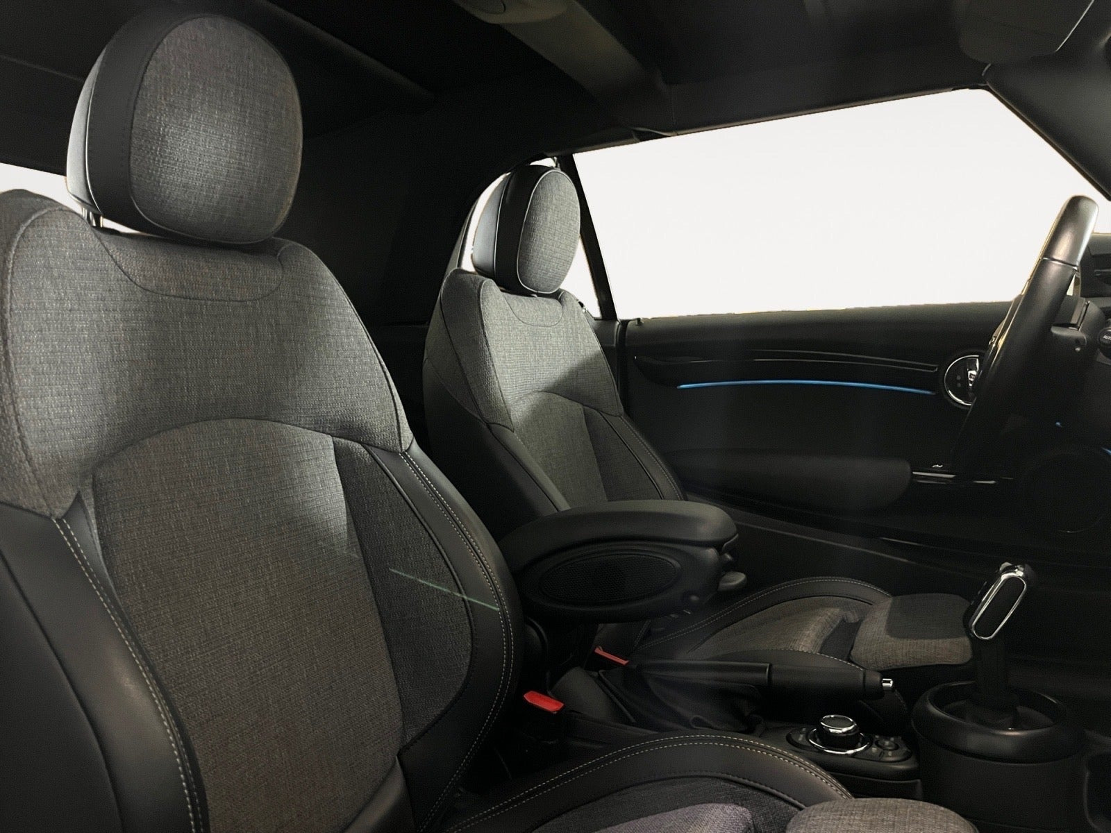 Sort Mini Cooper fra 2024