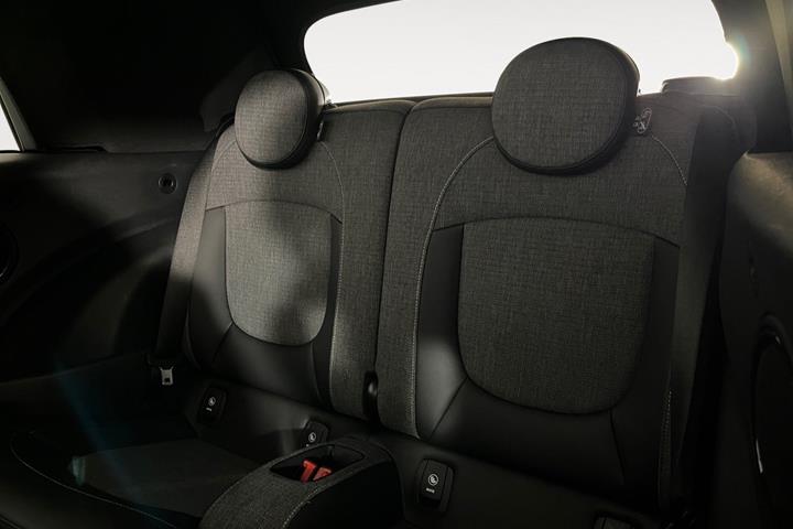 Sort Mini Cooper fra 2024