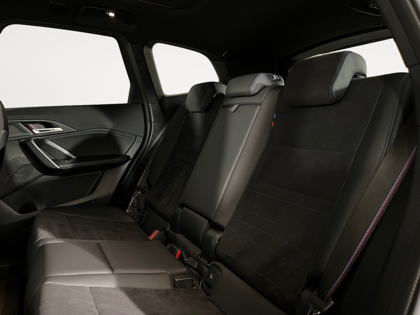 Sort BMW iX1 fra 2024