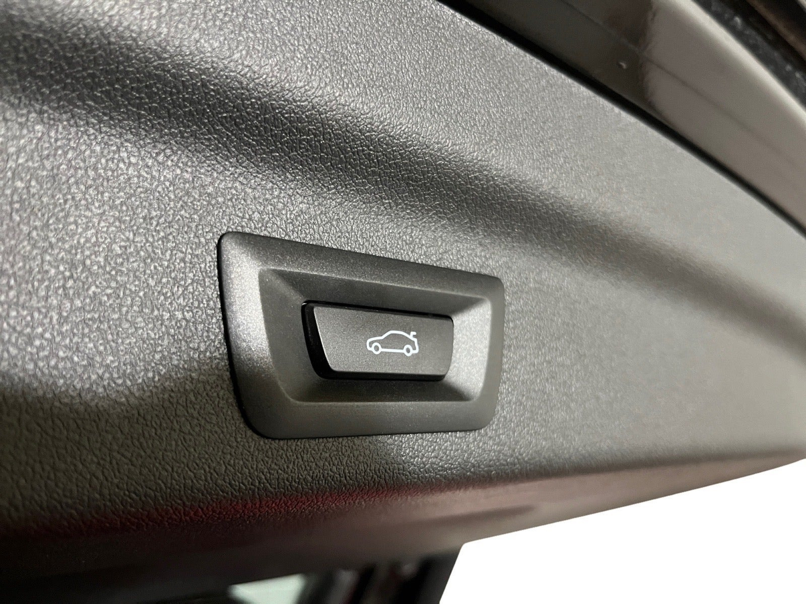 Sort BMW iX1 fra 2024