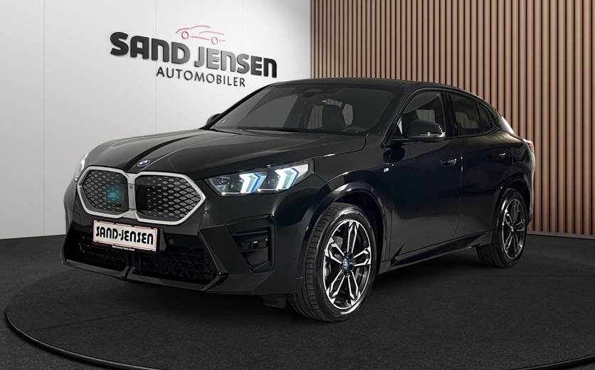 BMW iX2 eDrive20 M-Sport Premium