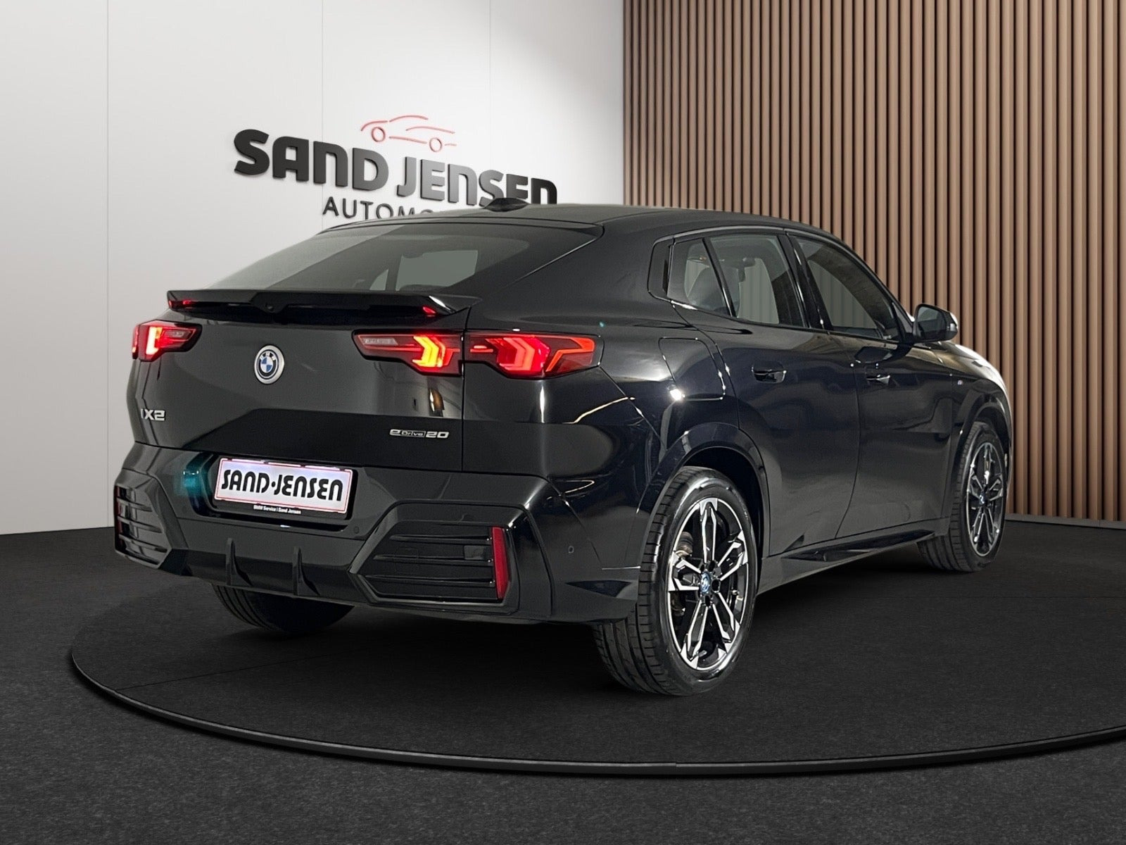 Sort BMW iX2 fra 2025