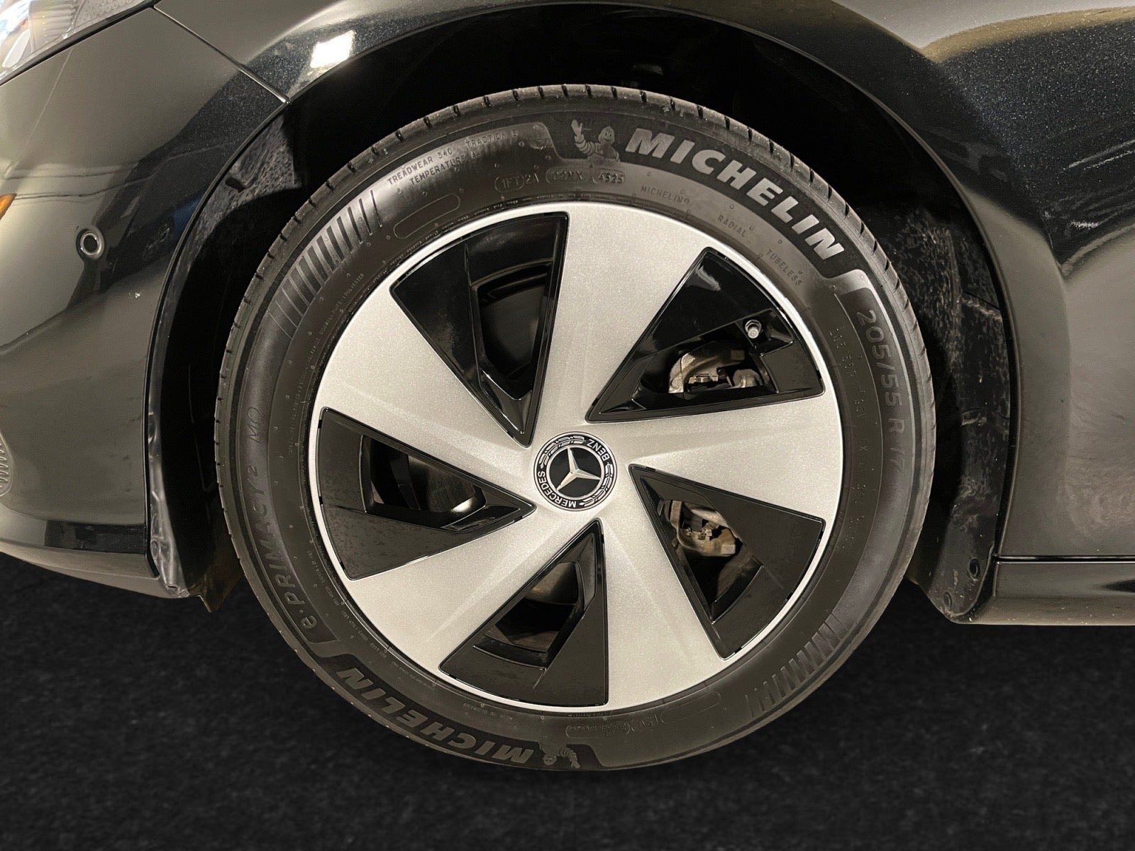 Sort Mercedes CLA250+ fra 2026