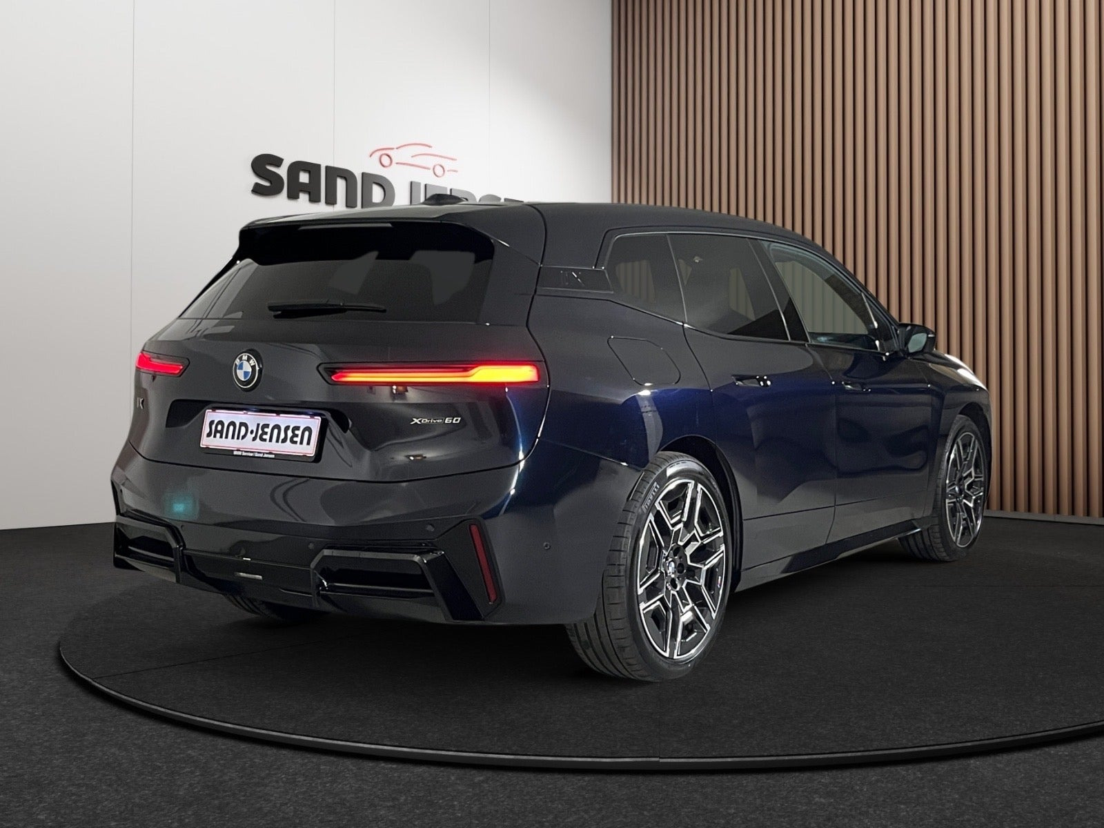 Sort BMW iX fra 2026