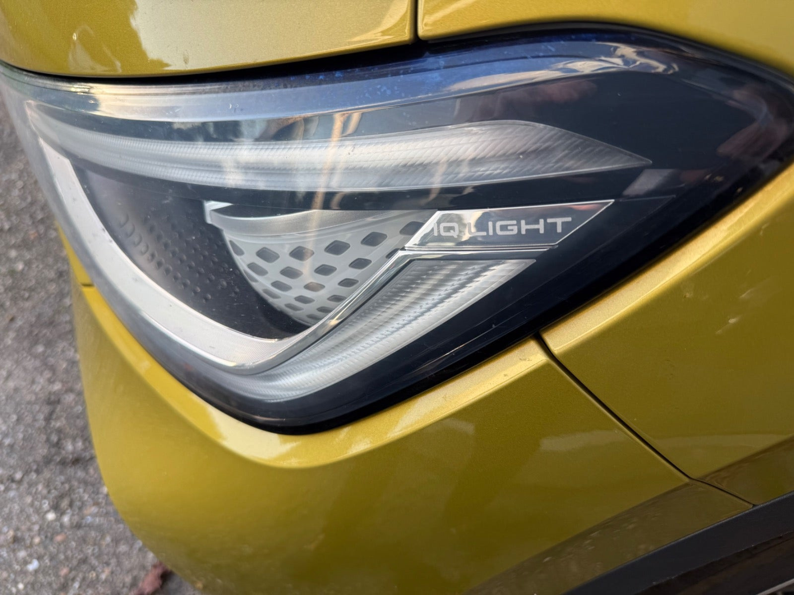 Gul VW ID.4 fra 2021