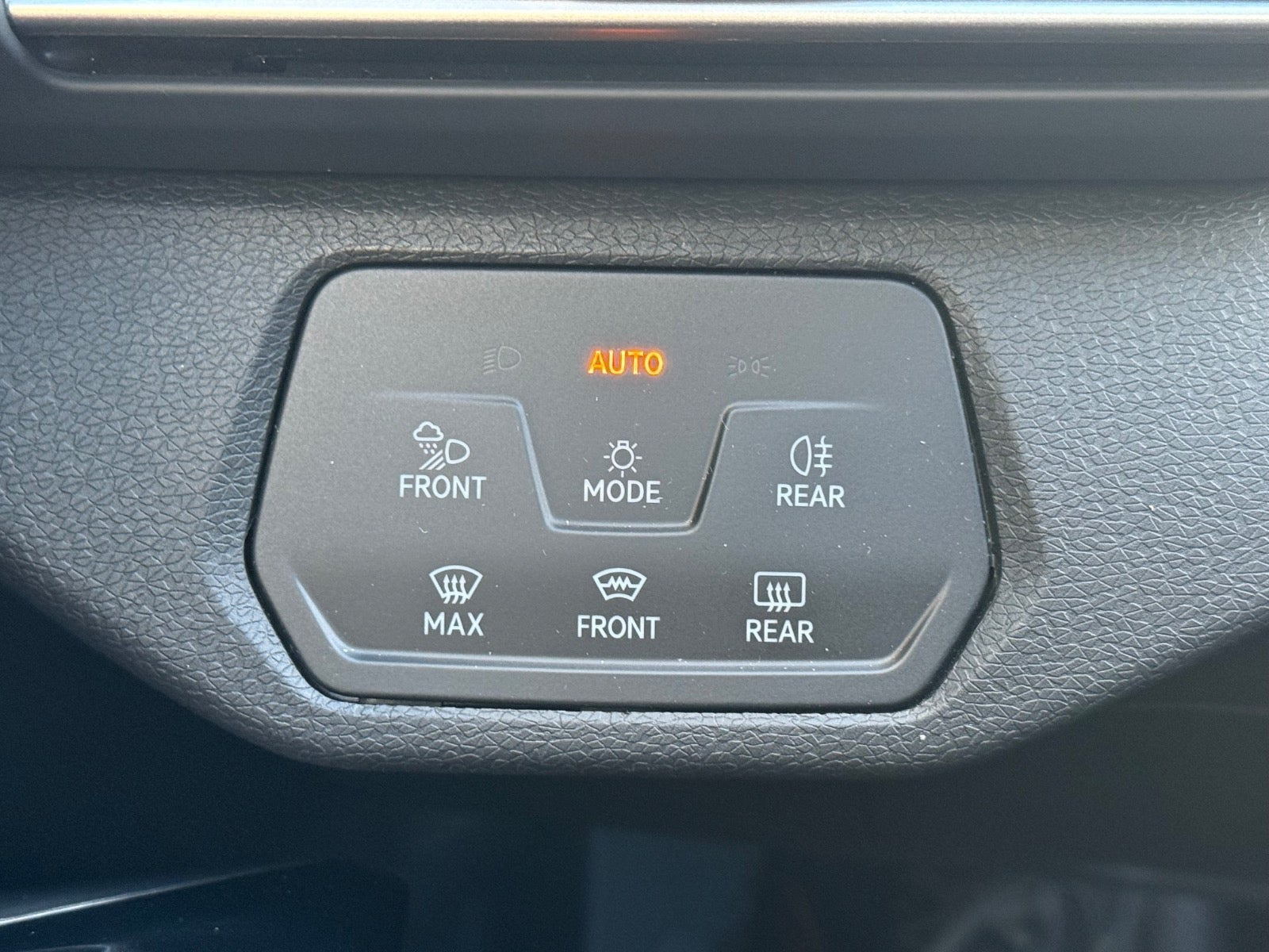 Gul VW ID.4 fra 2021