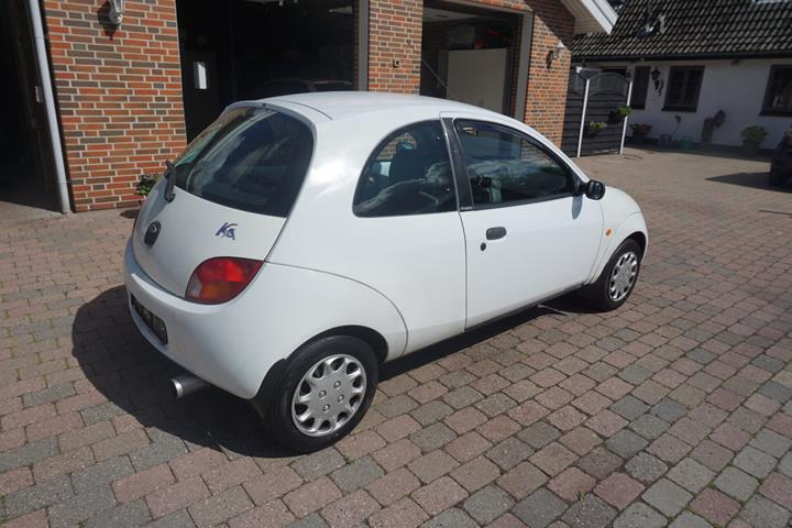 Hvid Ford Ka fra 2009