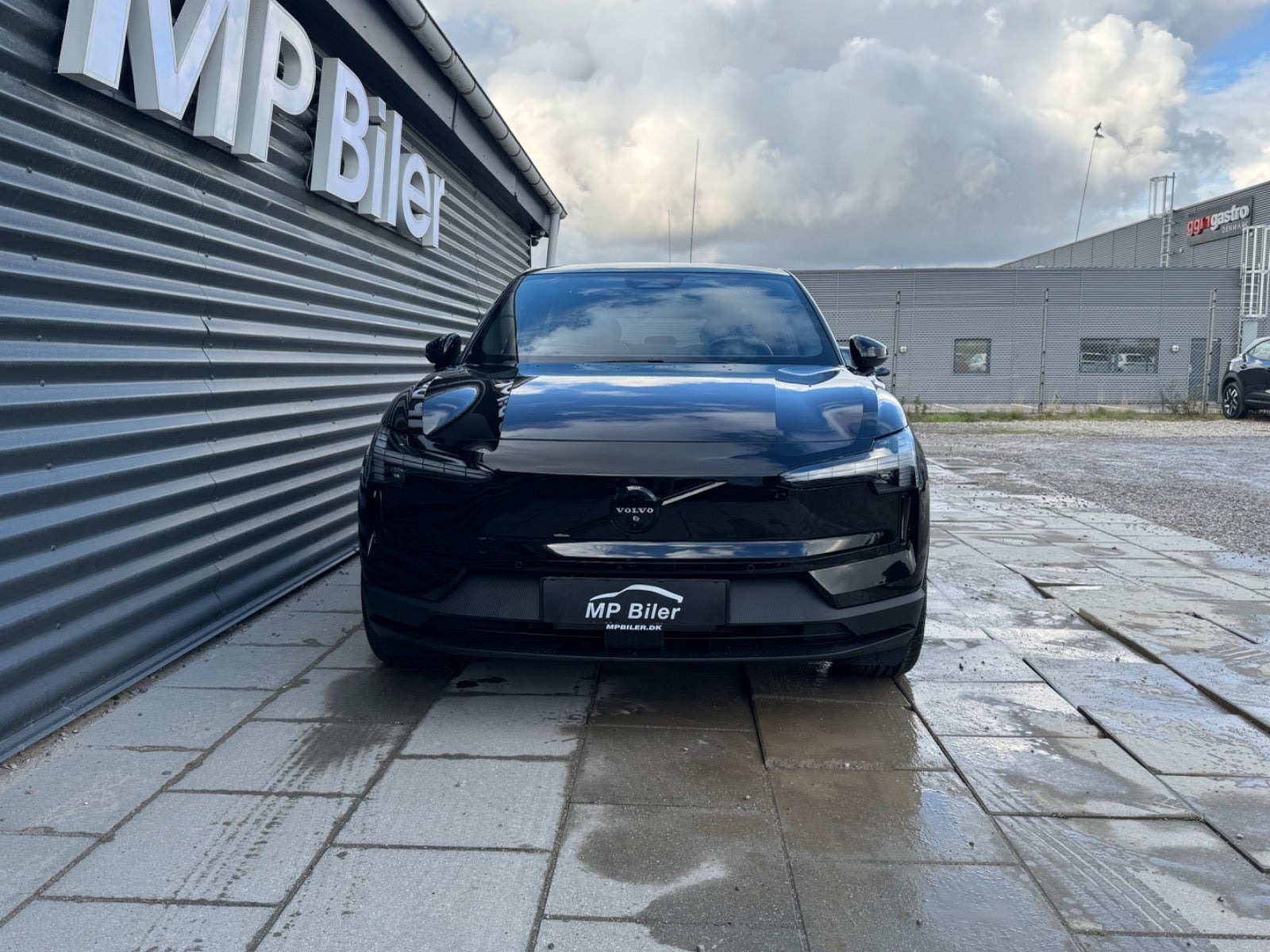 Sort Volvo EX30 fra 2026