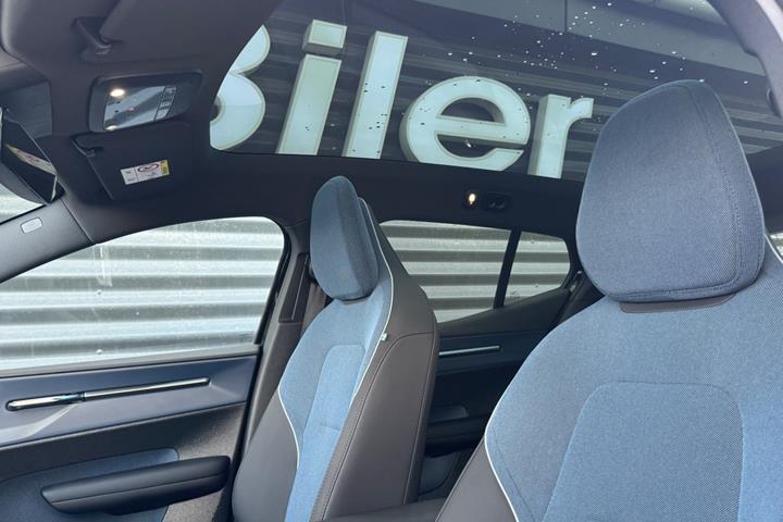Sort Volvo EX30 fra 2026