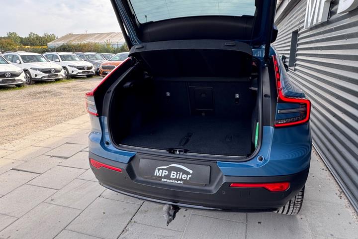 Blå Volvo C40 fra 2022
