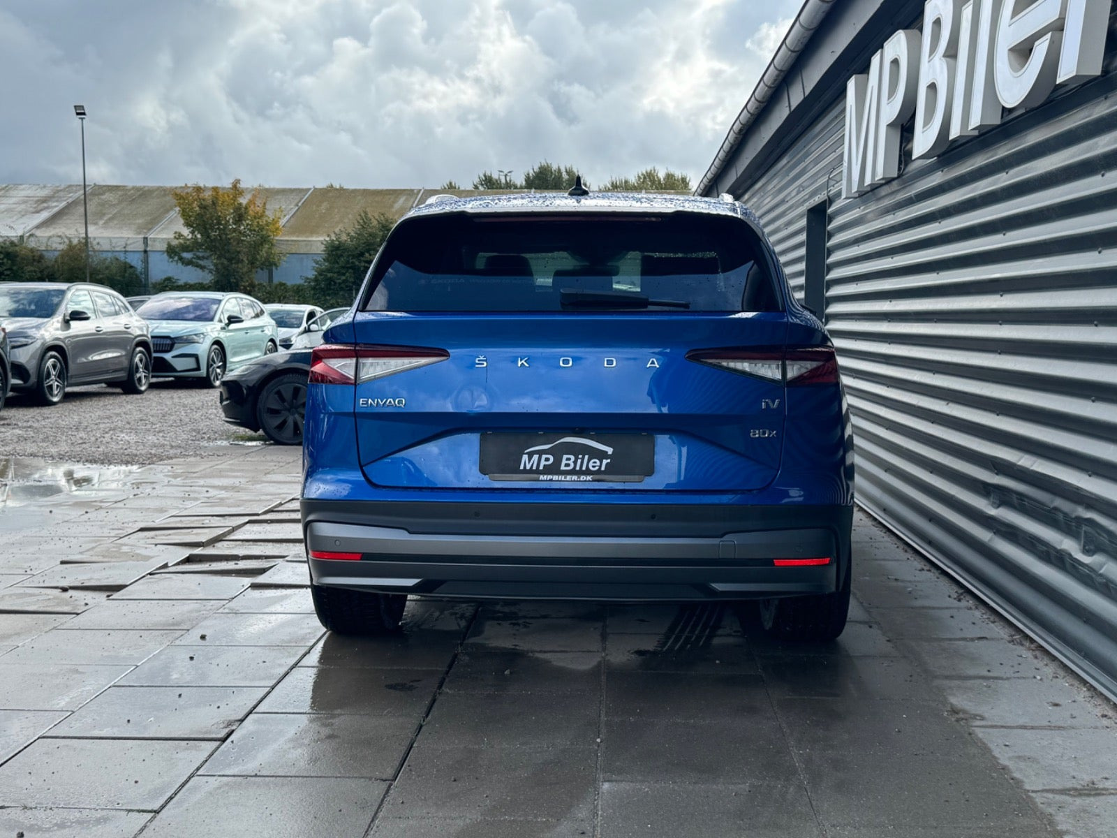 Blå Skoda Enyaq fra 2022