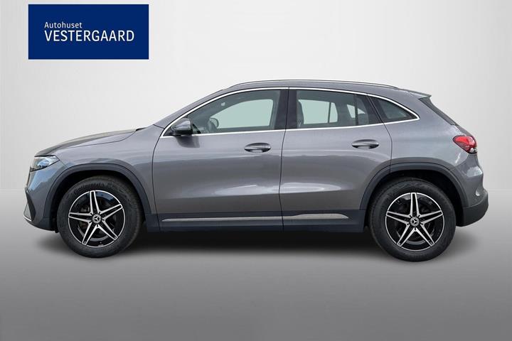 Grå Mercedes EQA250+ fra 2023