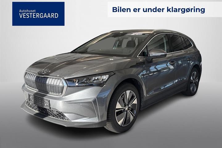Grå Skoda Enyaq fra 2025
