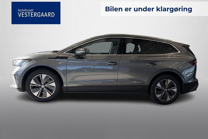 Grå Skoda Enyaq fra 2025