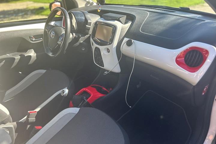 undefined Toyota Aygo fra 2015