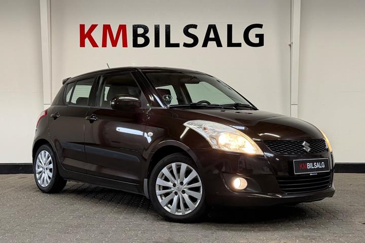 Brun Suzuki Swift fra 2012