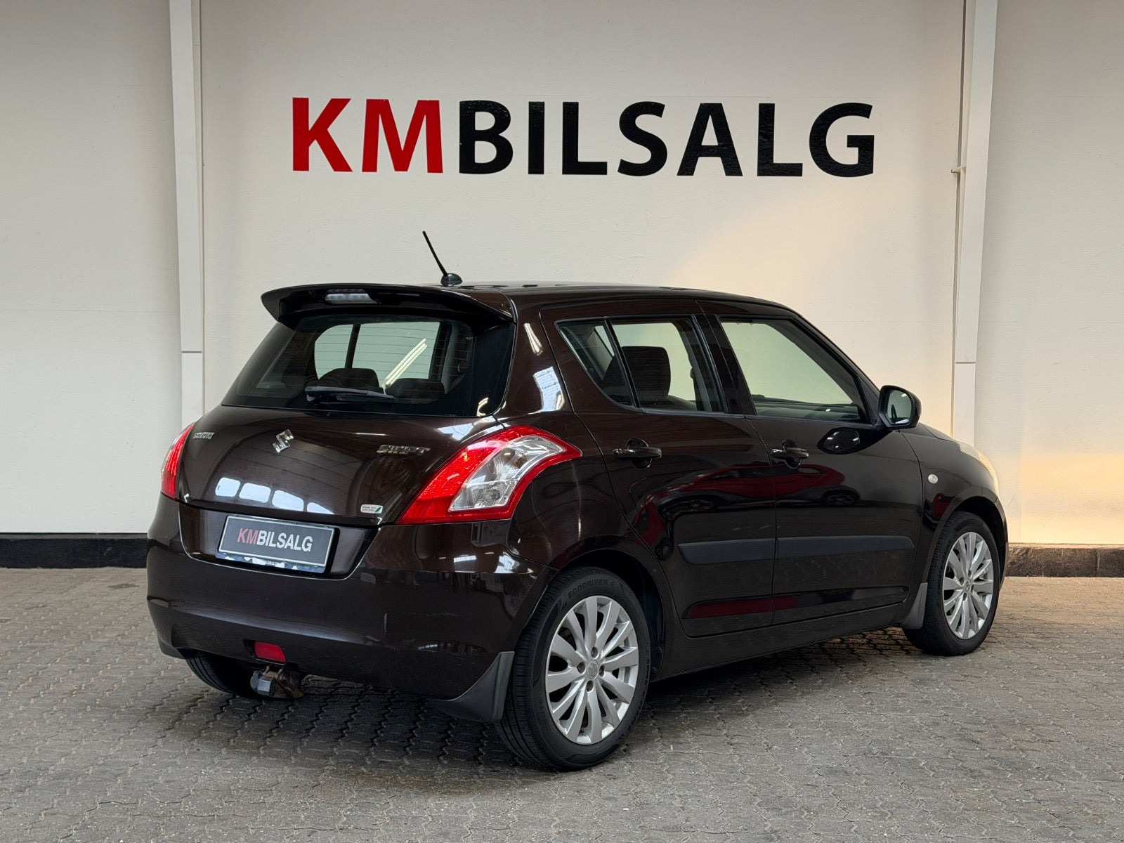 Brun Suzuki Swift fra 2012