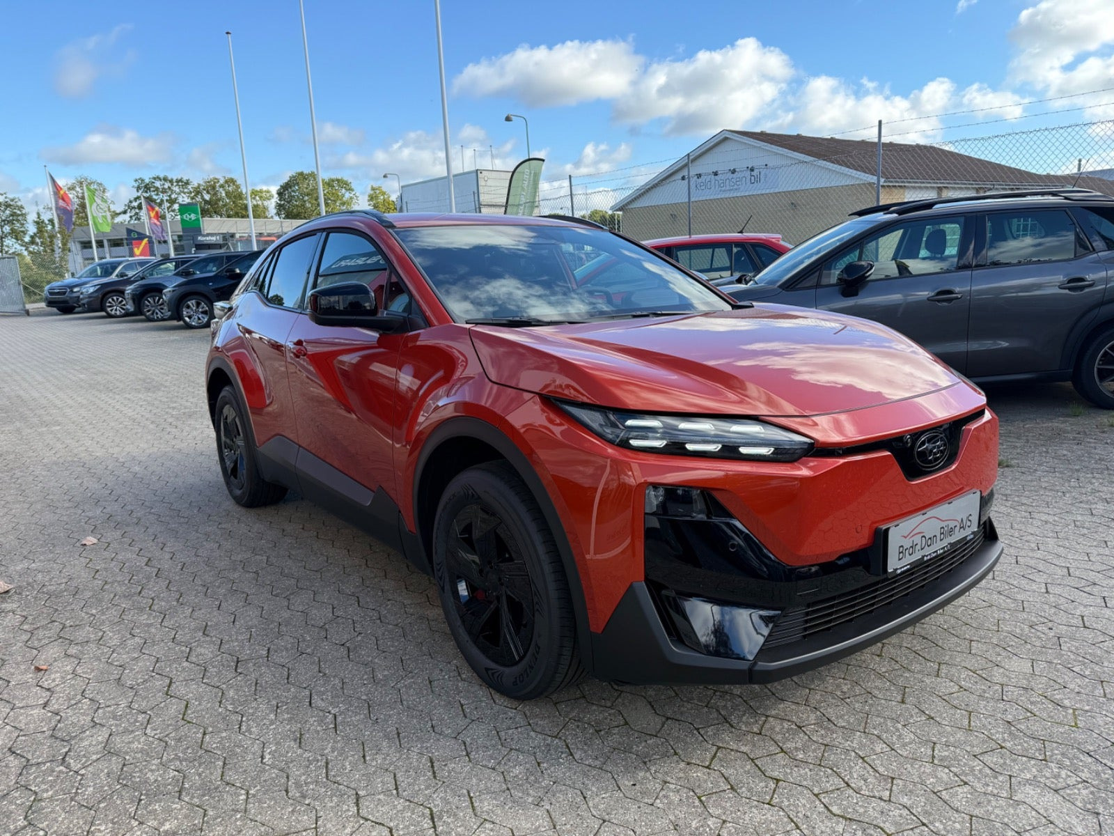 Orange Subaru Uncharted fra 2026