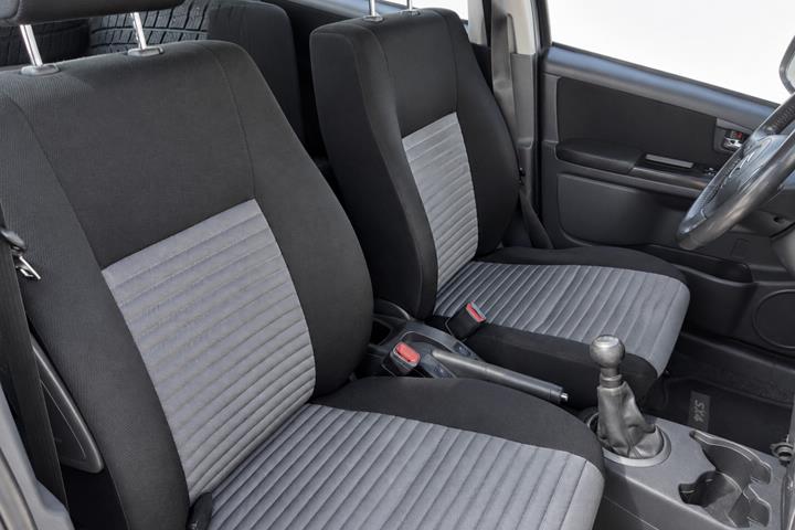 Sort Suzuki SX4 fra 2011