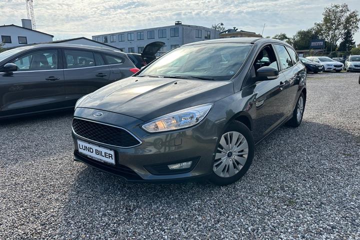 Grå Ford Focus fra 2015