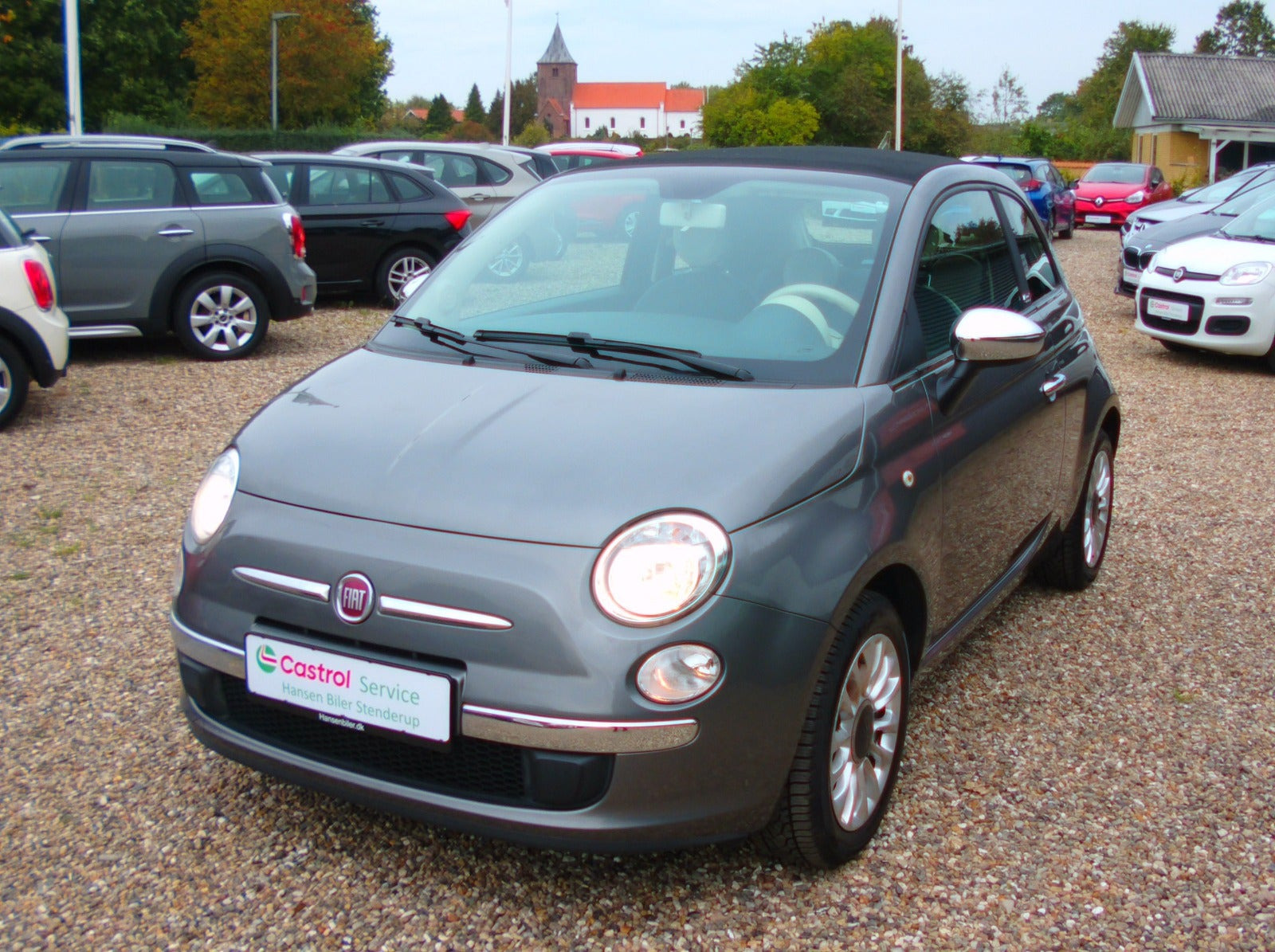 Grå Fiat 500C fra 2016
