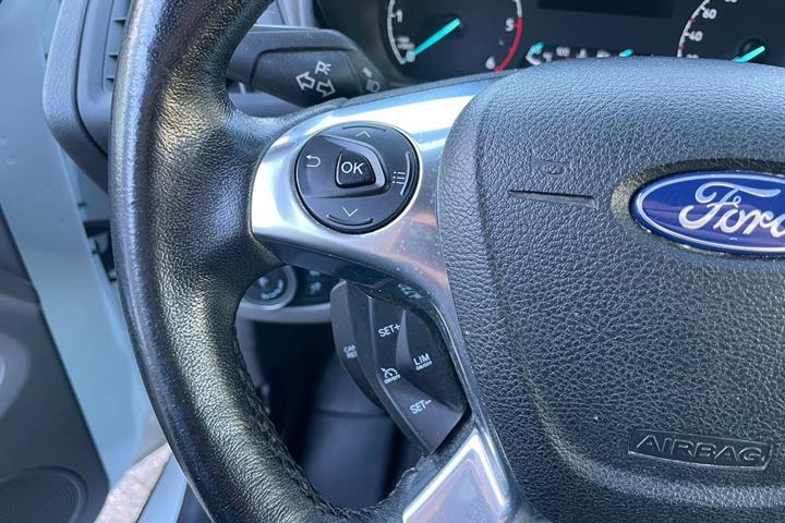 Hvid Ford Transit Connect fra 2019