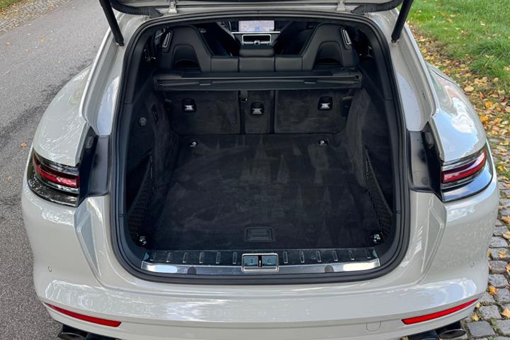 undefined Porsche Panamera GTS fra 2020