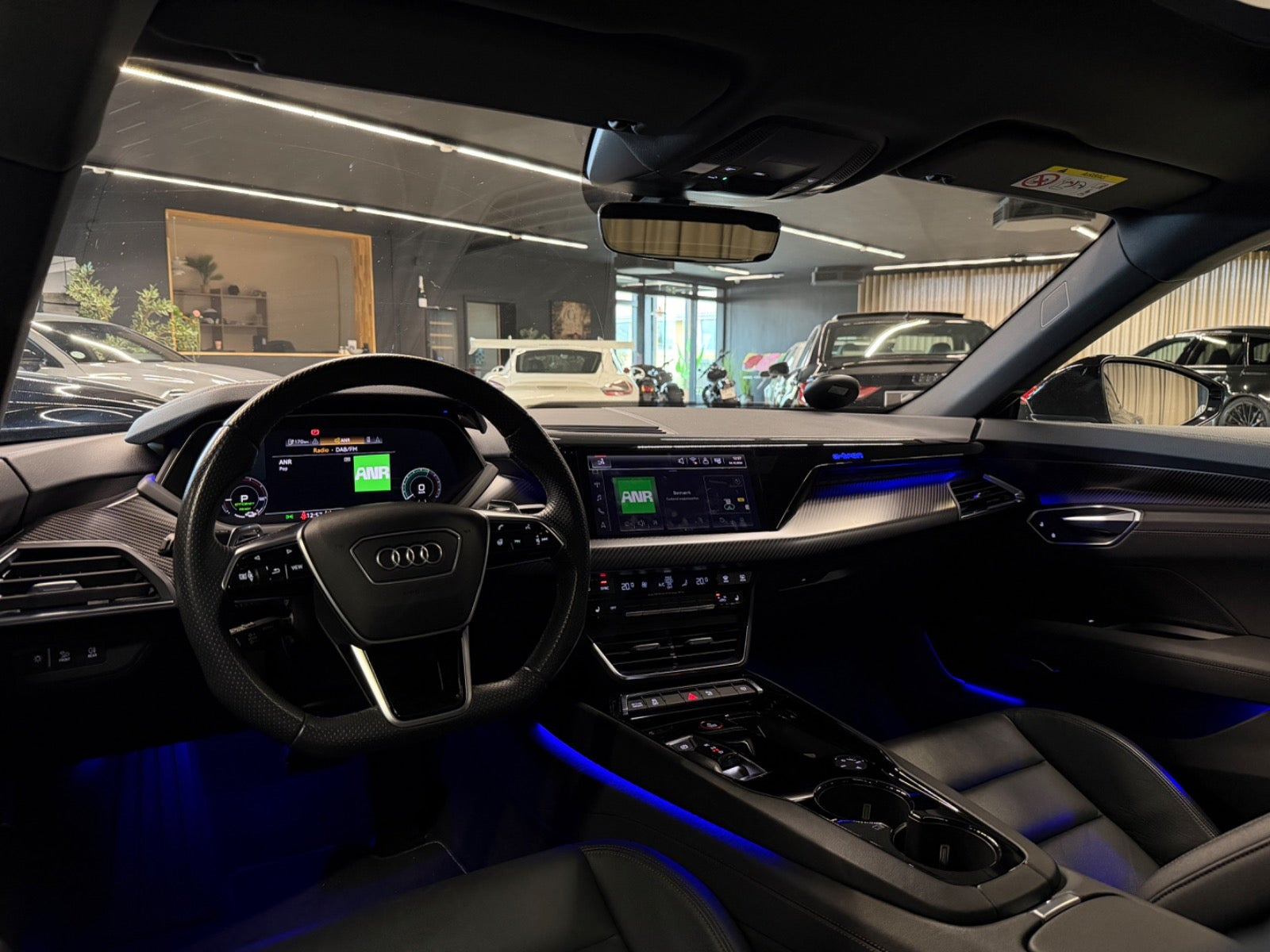 Grå Audi e-tron GT fra 2022