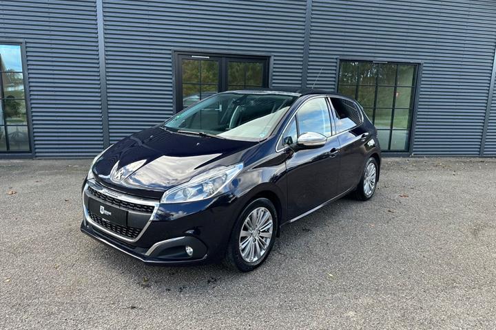 undefined Peugeot 208 fra 2018